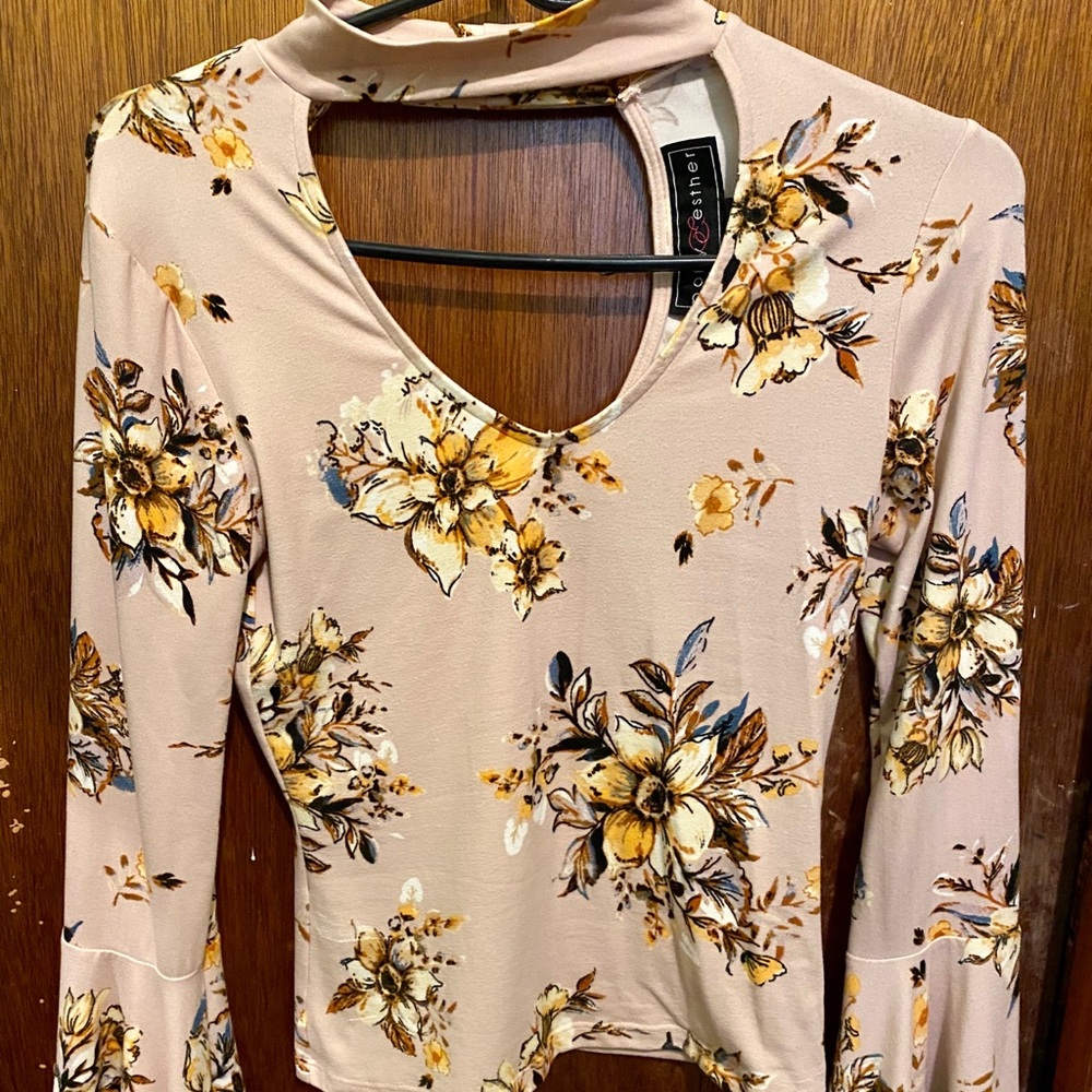 Size small floral long sleeve top